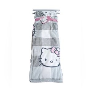 NWT Twin Hello Kitty grey plaid blanket
